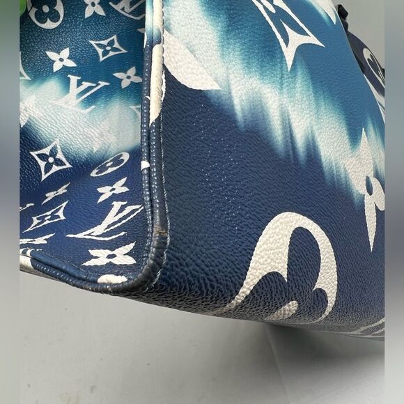 LOUIS VUITTON Monogram Escale Onthego GM Blue - Picture 9 of 15